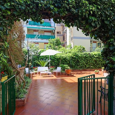 Garden House Giulia Apartment Sorrento Exterior photo