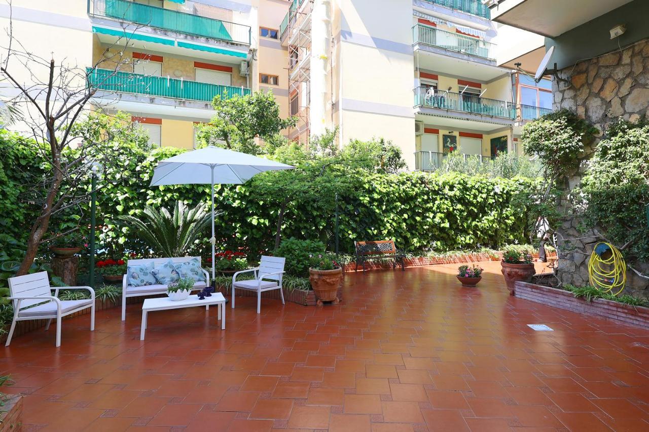 Garden House Giulia Apartment Sorrento Exterior photo